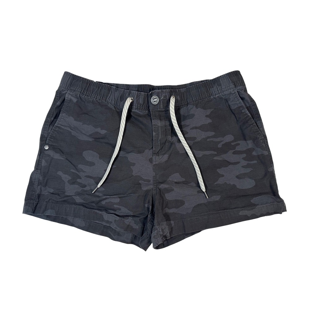 Vuori Womens Black Camo Ripstop Shorts size XL